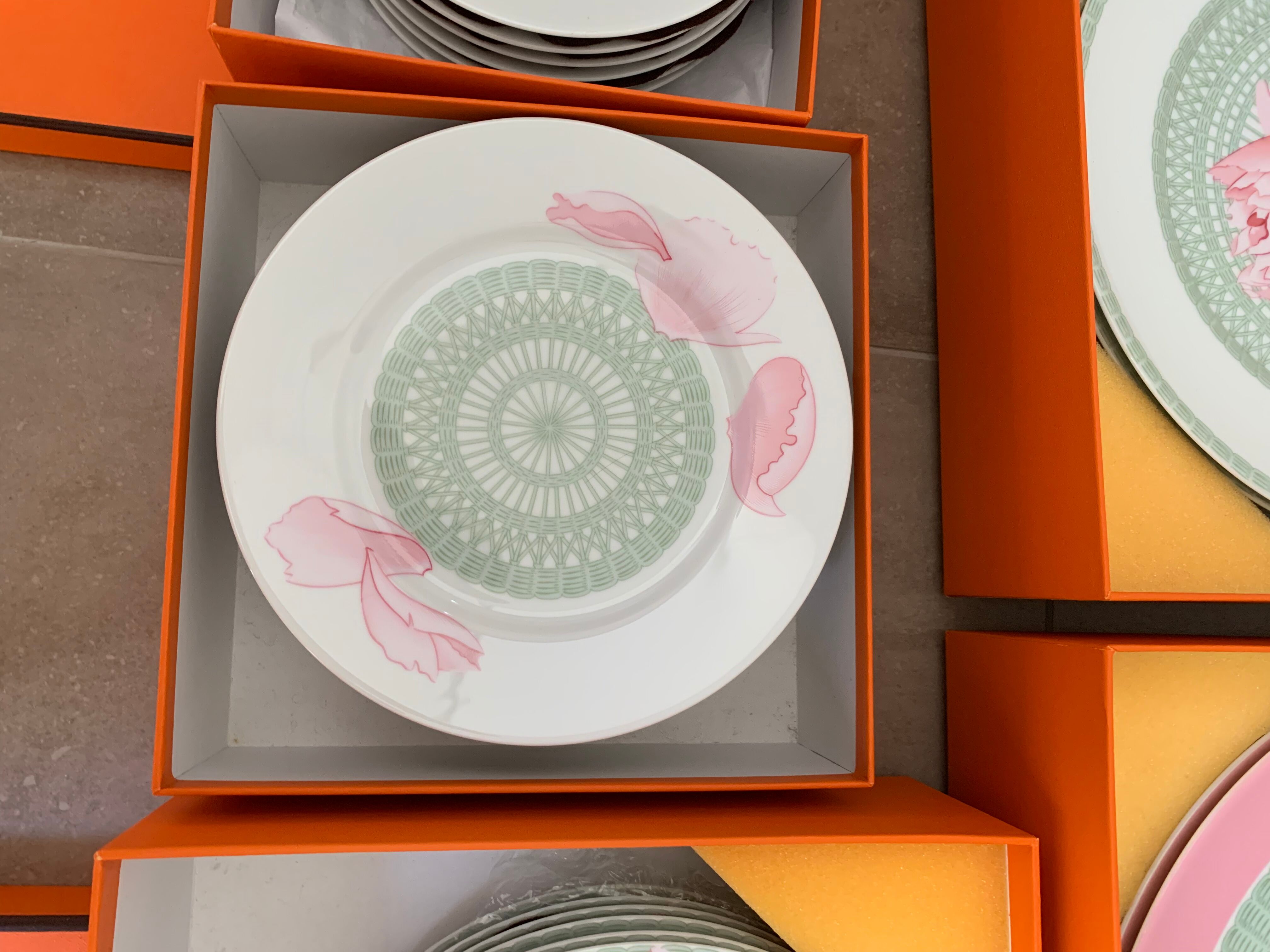 Hermès Service - 30 pieces (5 models/sizes - 6 plates)