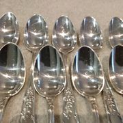 12 silver-plated metal coffee spoons by Boulenger LXV demi riche.