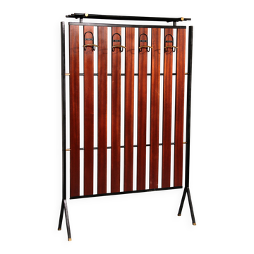 Italian Vintage Elegance – Brass and Teak Wall Clothes Hanger from the 1950