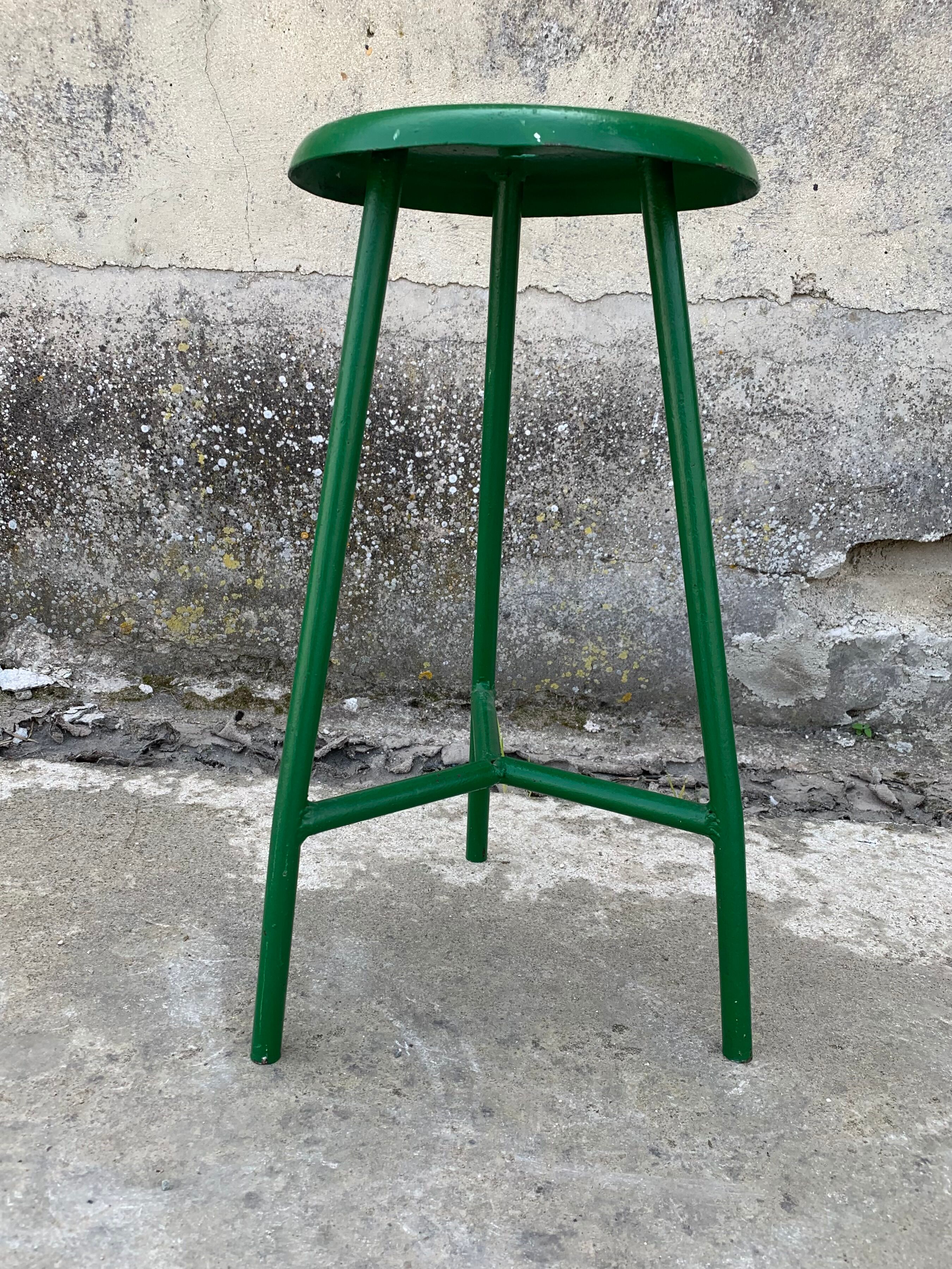 Workshop stool