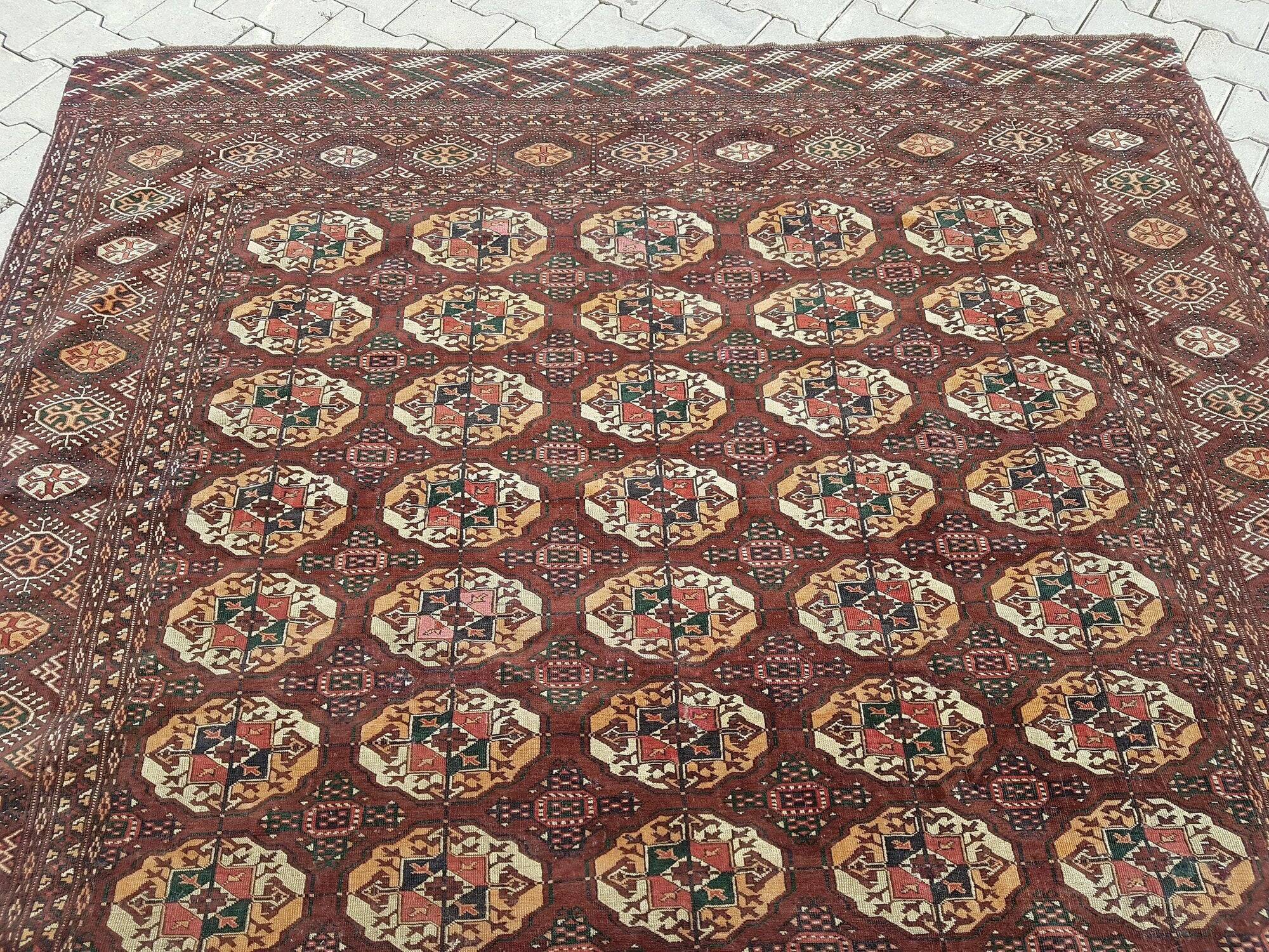 Vintage Turkish handmade rug 208x262 cm