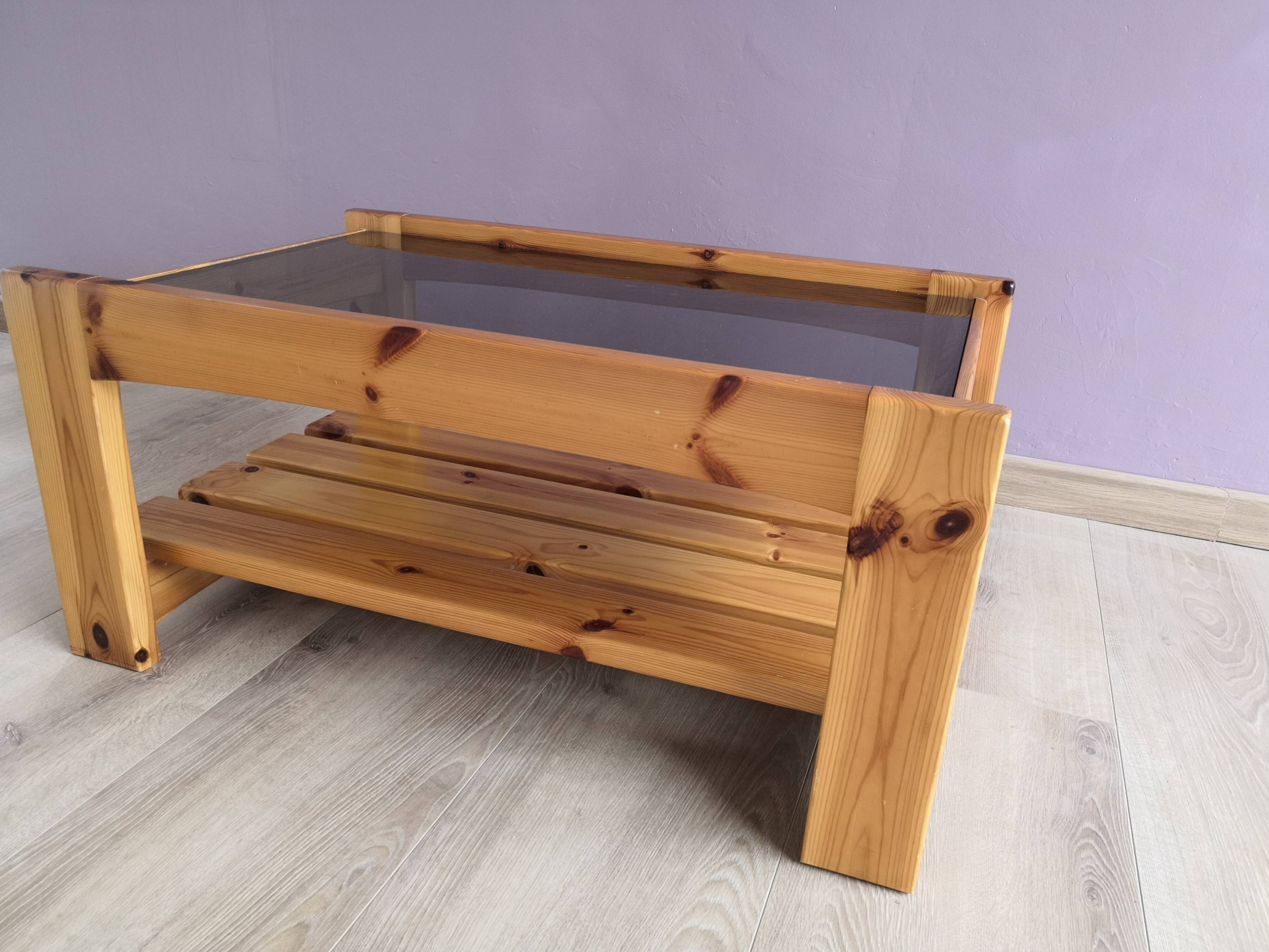 Solid pine coffee table dlg regain 70s vintage