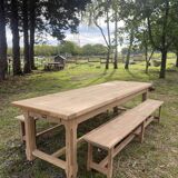 Farm table