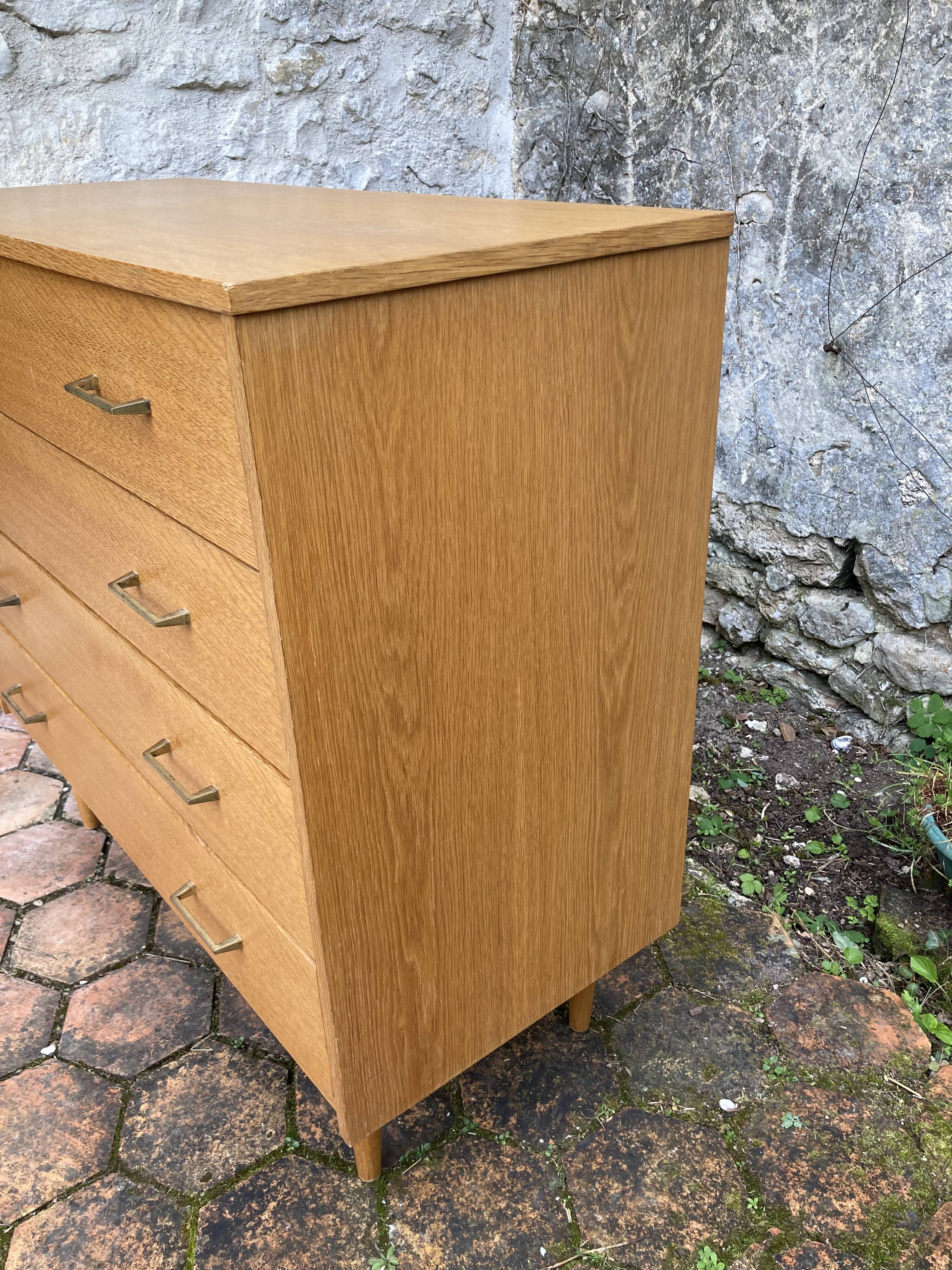Vintage chest of drawers