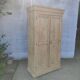 Armoire en bois naturel