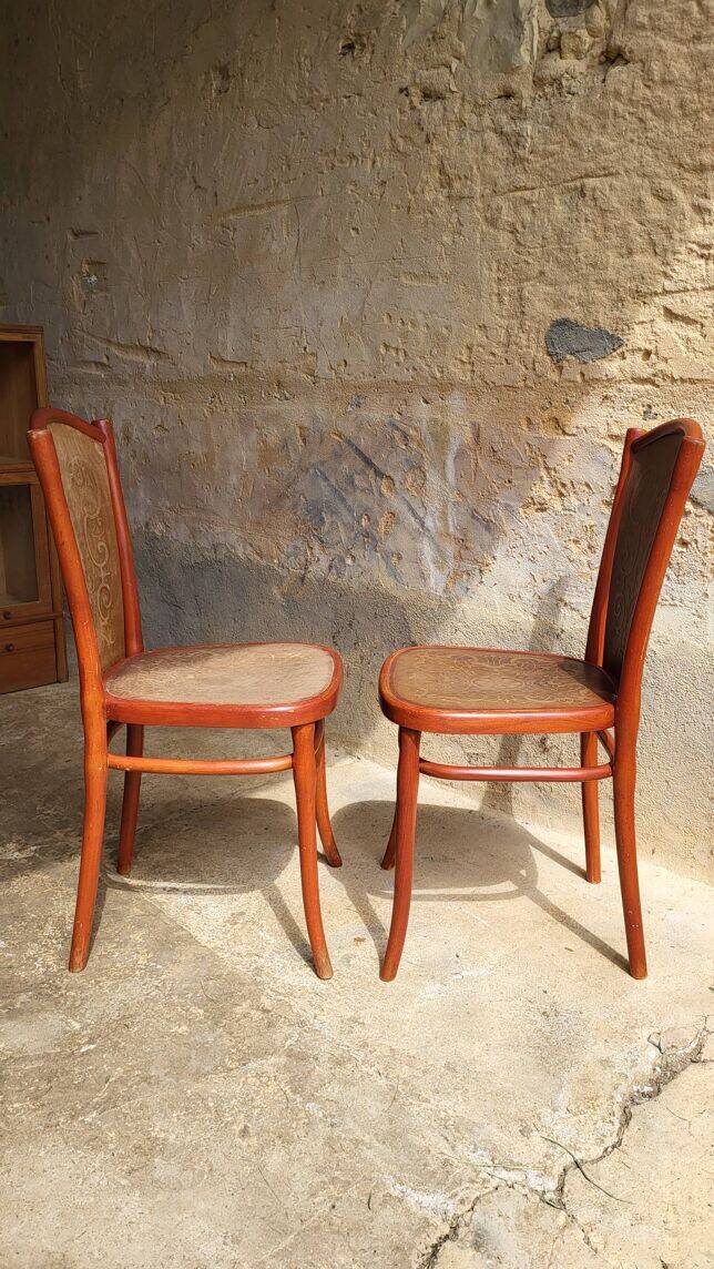 Pair of Art Nouveau Thonet chairs