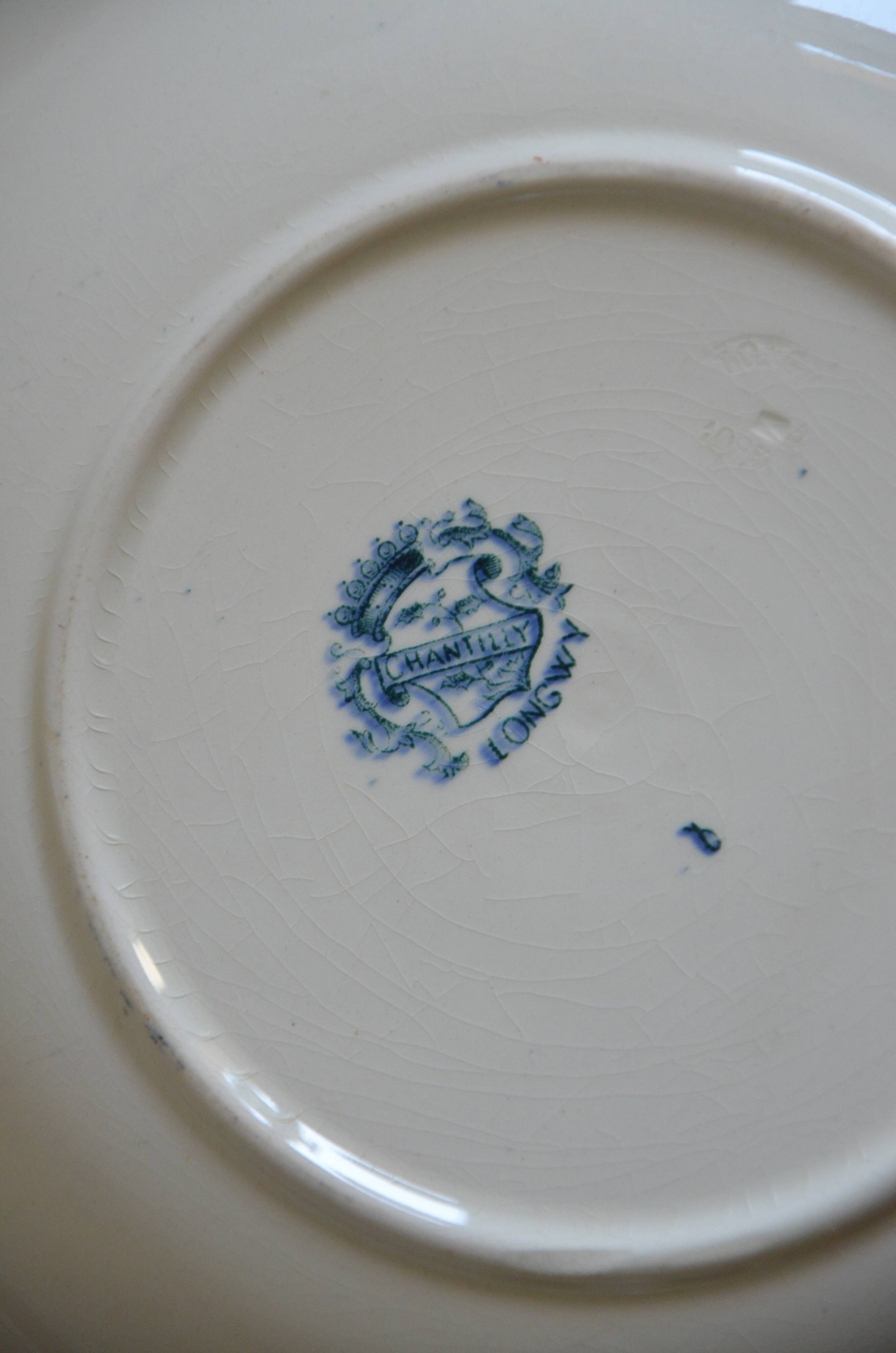 Chantilly hollow dish from the Longwy factory