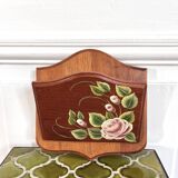 Porte courrier lettres en bois décor de roses