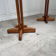 Duo de porte-manteaux 1970 en orme massif