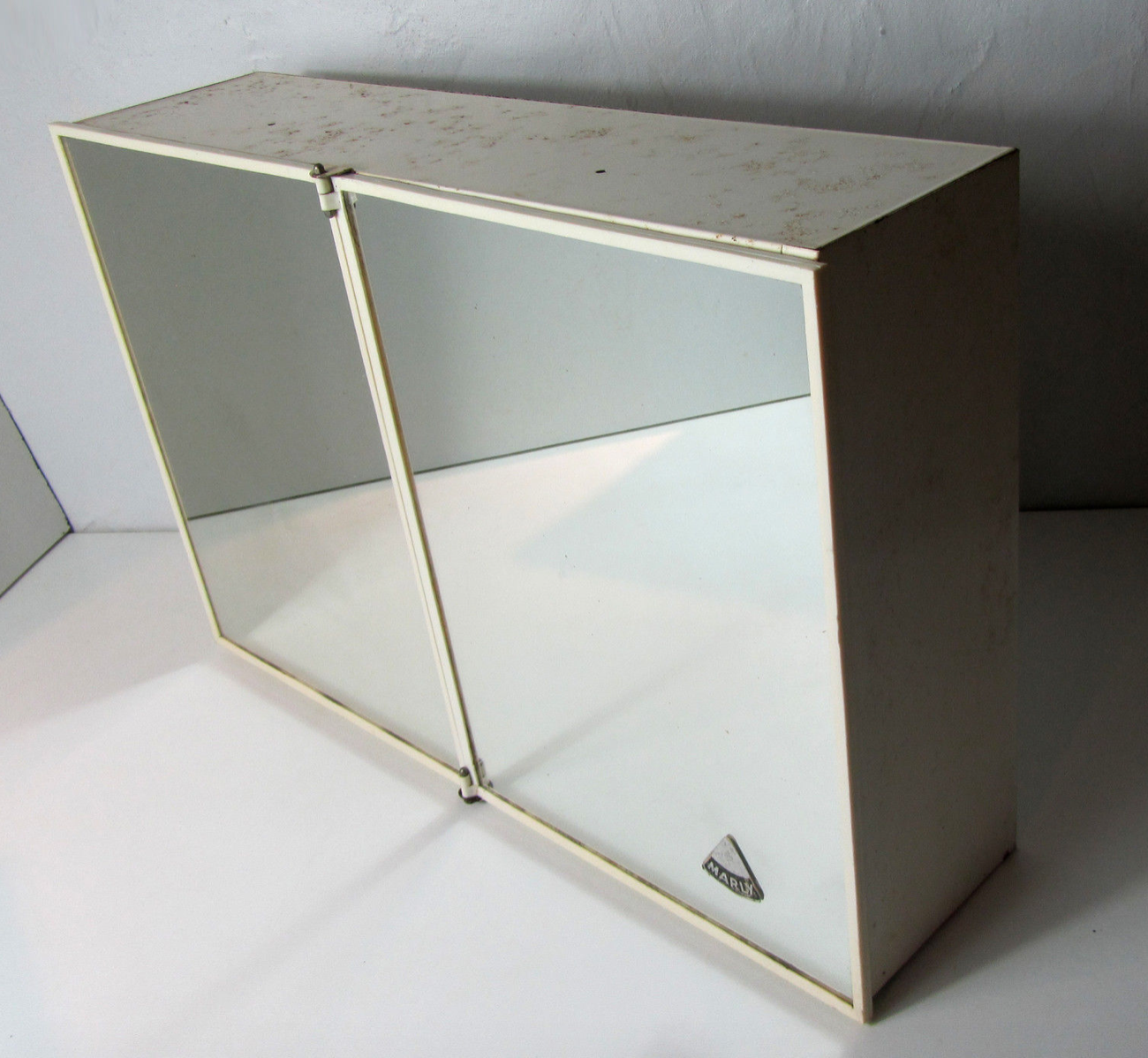 Vintage metal medicine cabinet