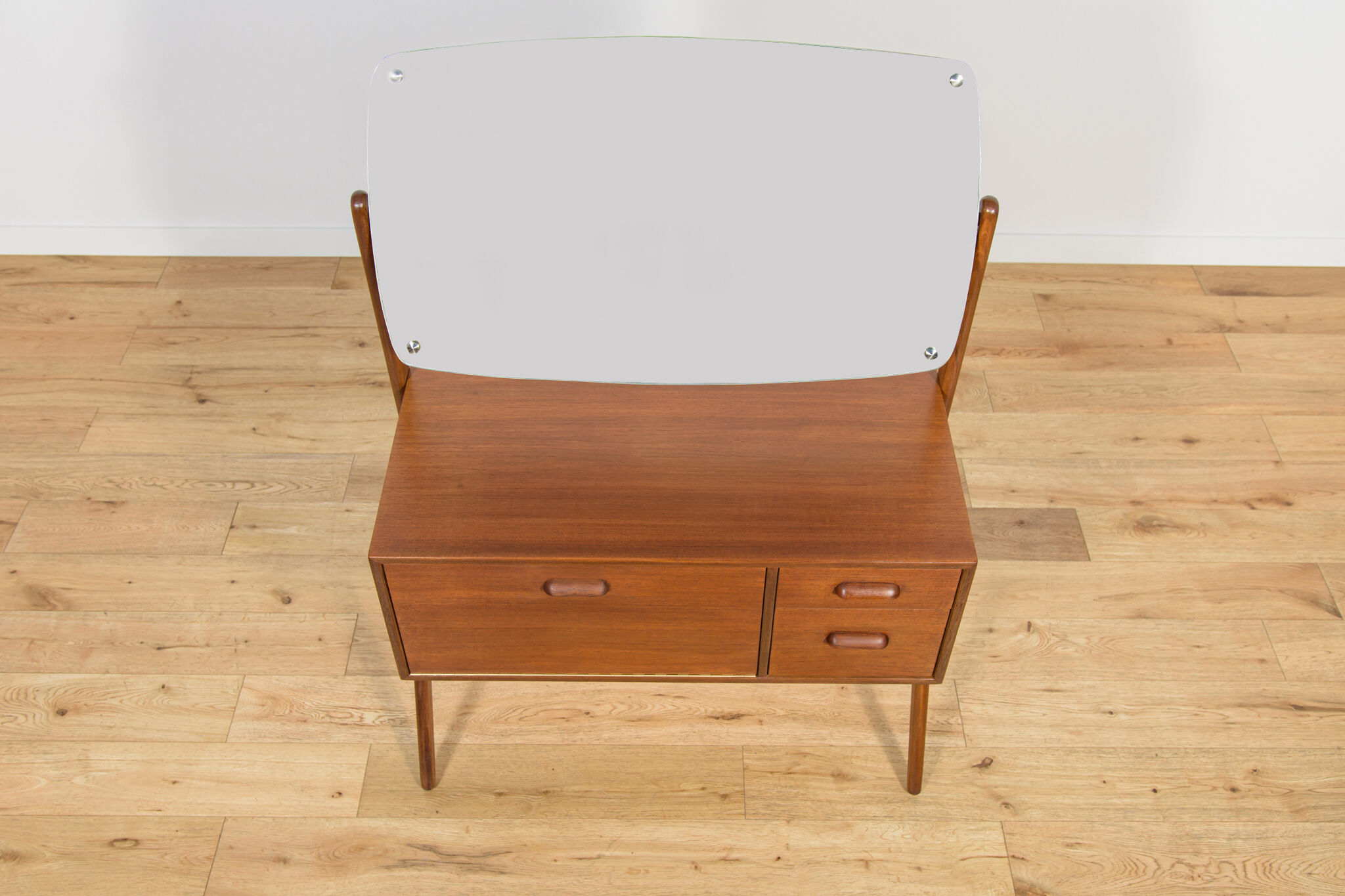 Mid-century dressing table from Ølholm Møbelfabri, 1960s