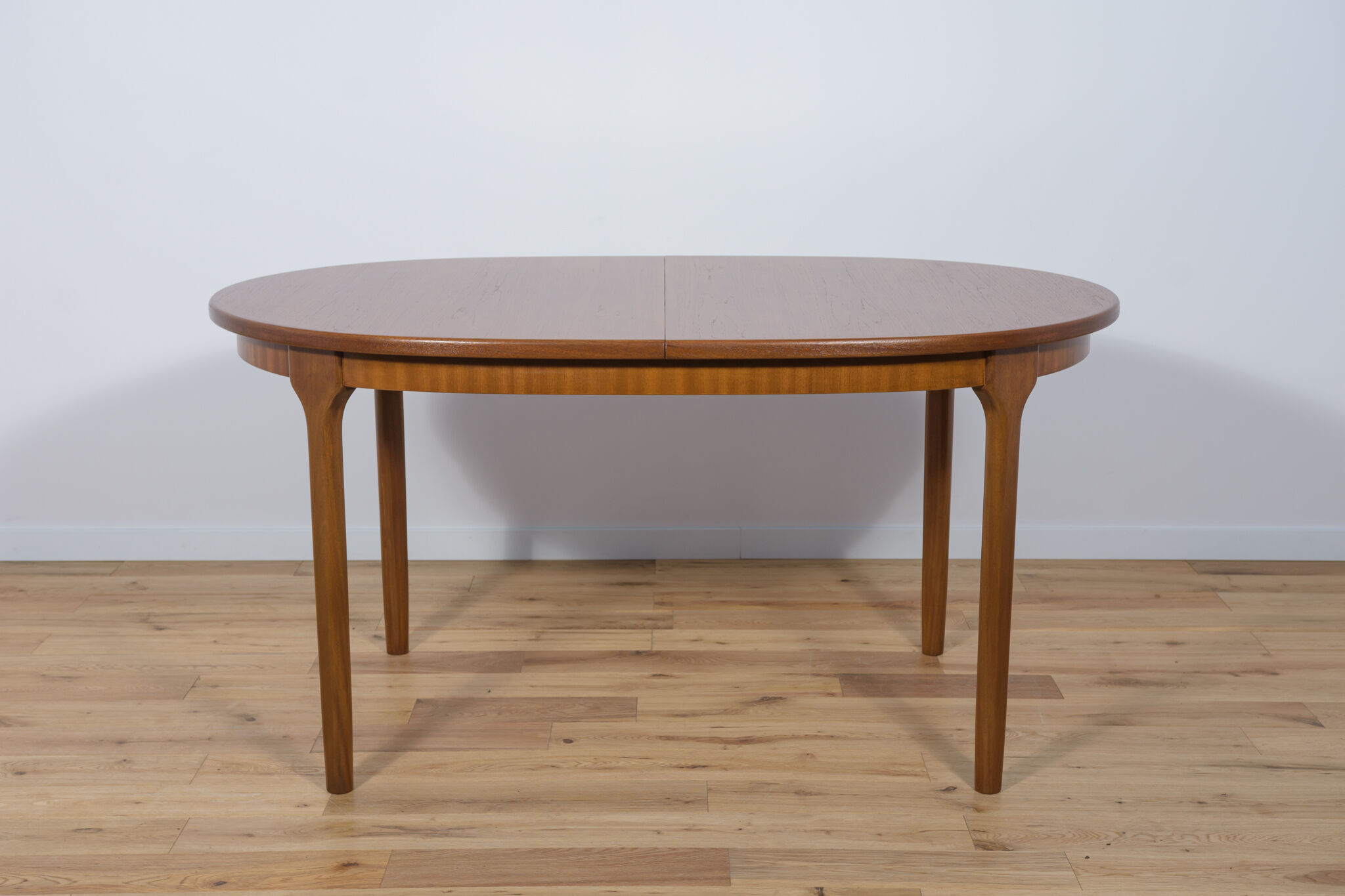 Mid century oval teak extendable dining table from mcintosh, 1960s