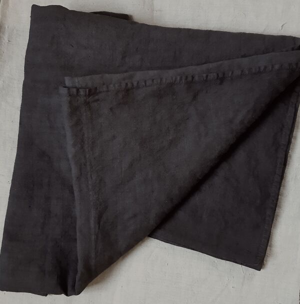 Dessus de lit ou de canapé en chanvre lavé teint