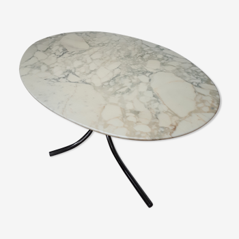Marble table of the 70s at Roche Bobois