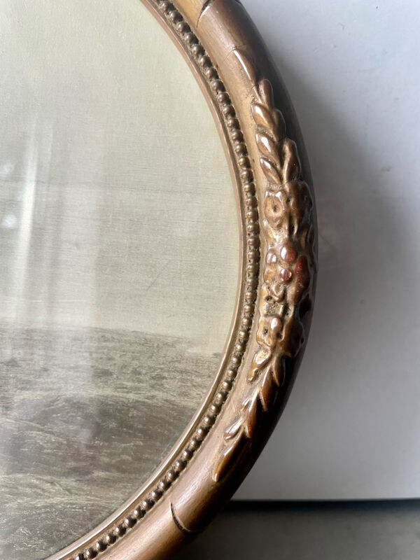 Cadre ovale en bois antique 32 cm x 25 cm