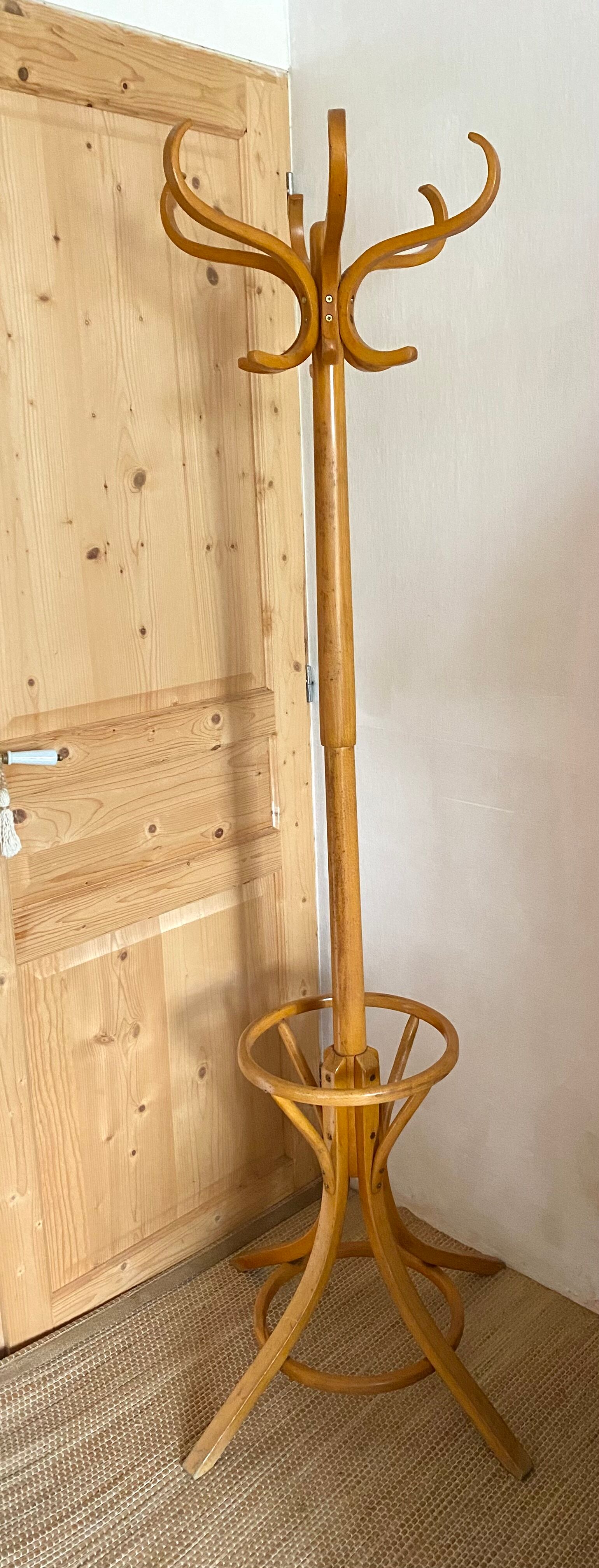 Vintage parrot coat rack