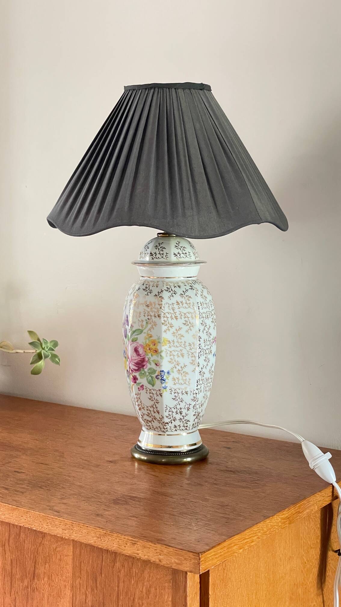 LAMP Porcelain from LIMOGES France