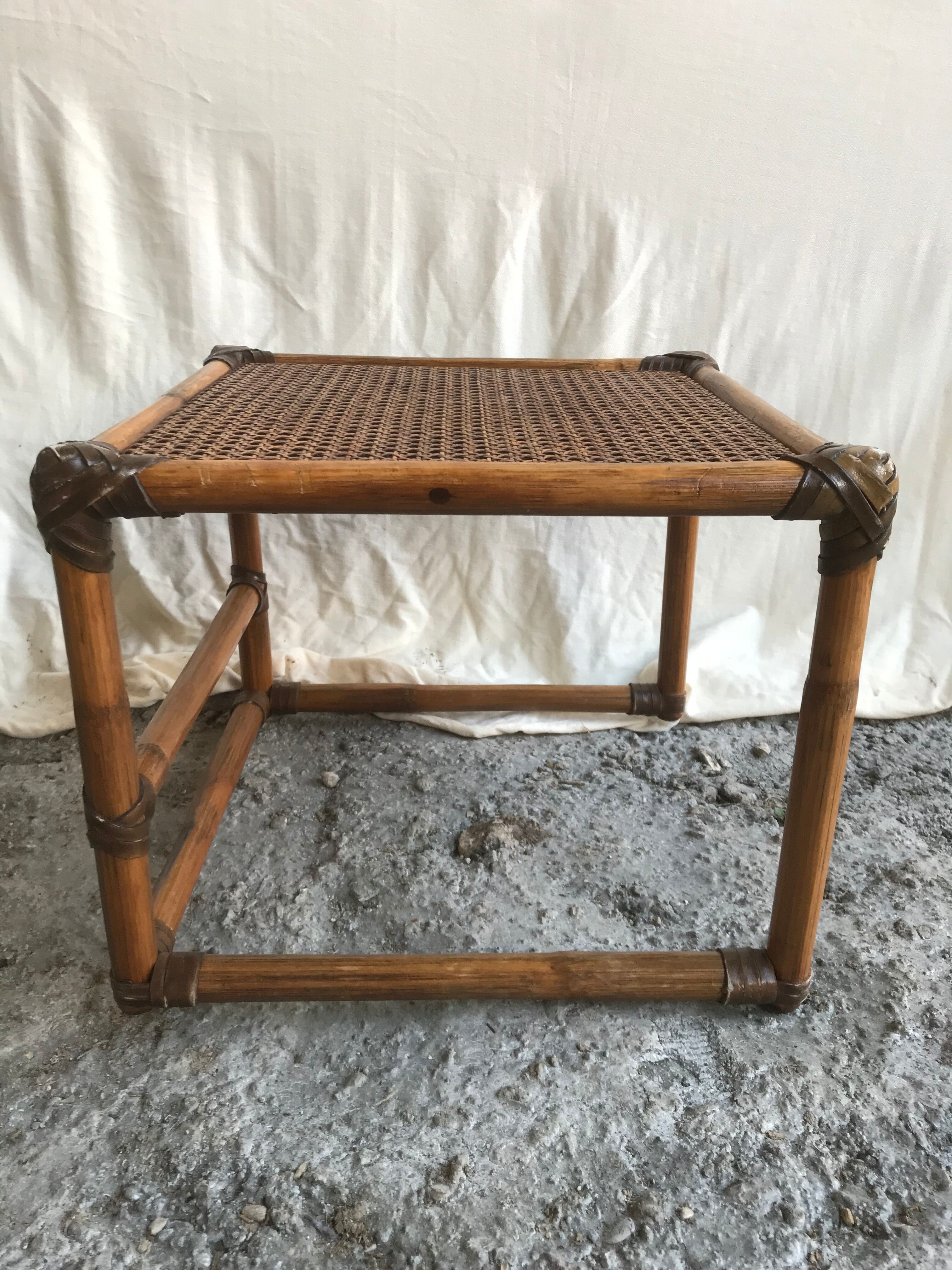 Rattan coffee table 60
