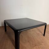 Vico Magistretti coffee table model Demetrio 70 for Artemide