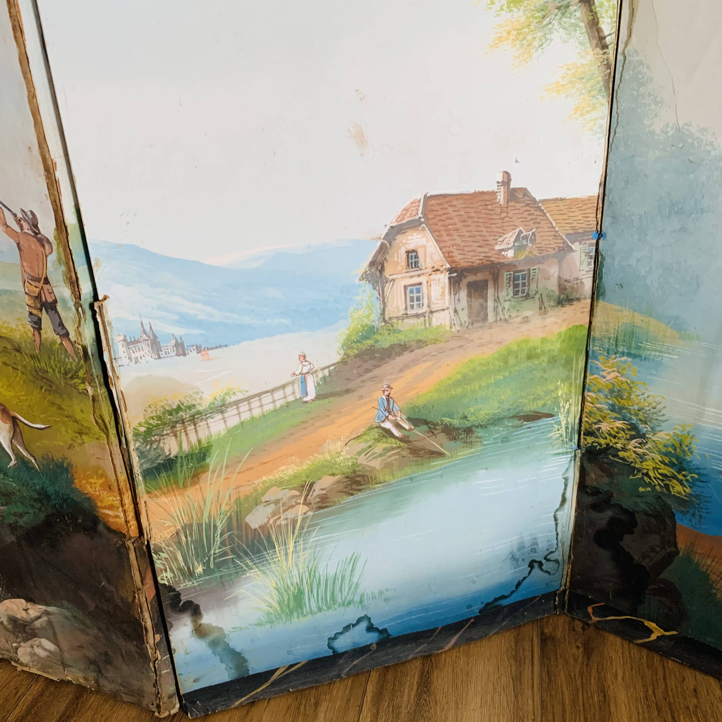 Screen made of painted canvas