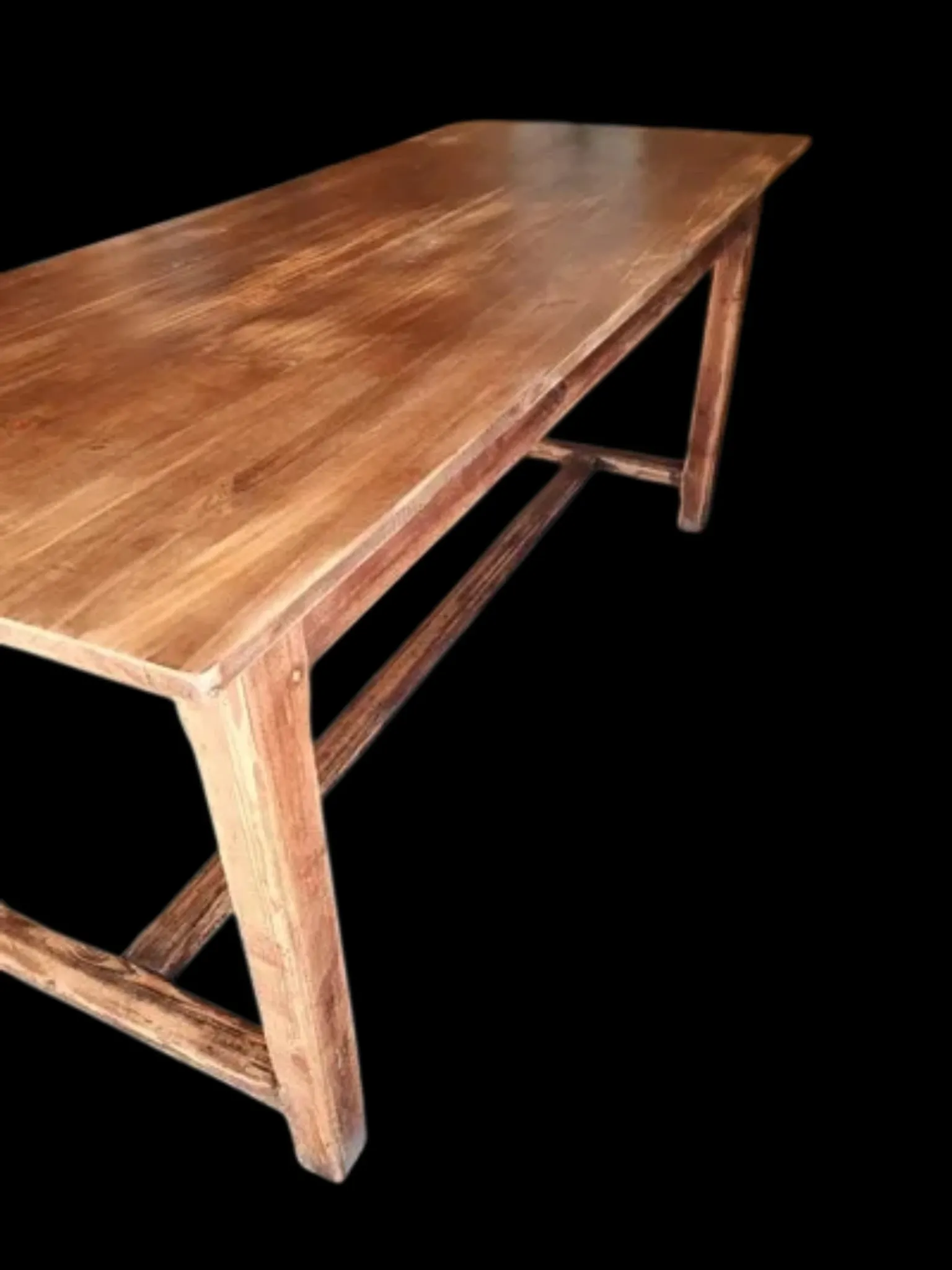 Farm table