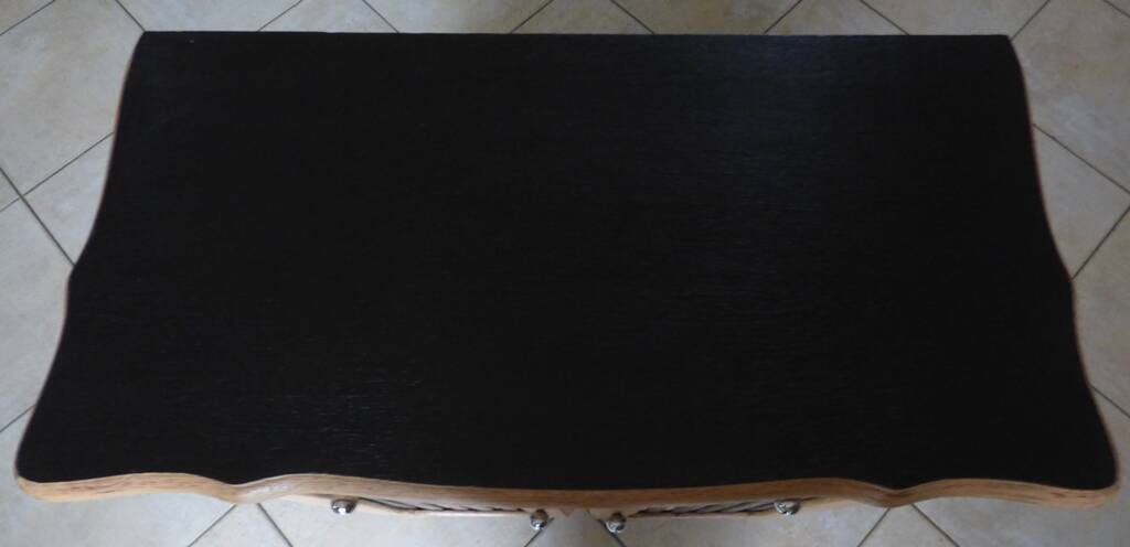 Small Louis XV style support buffet with 2 doors and 2 drawers.