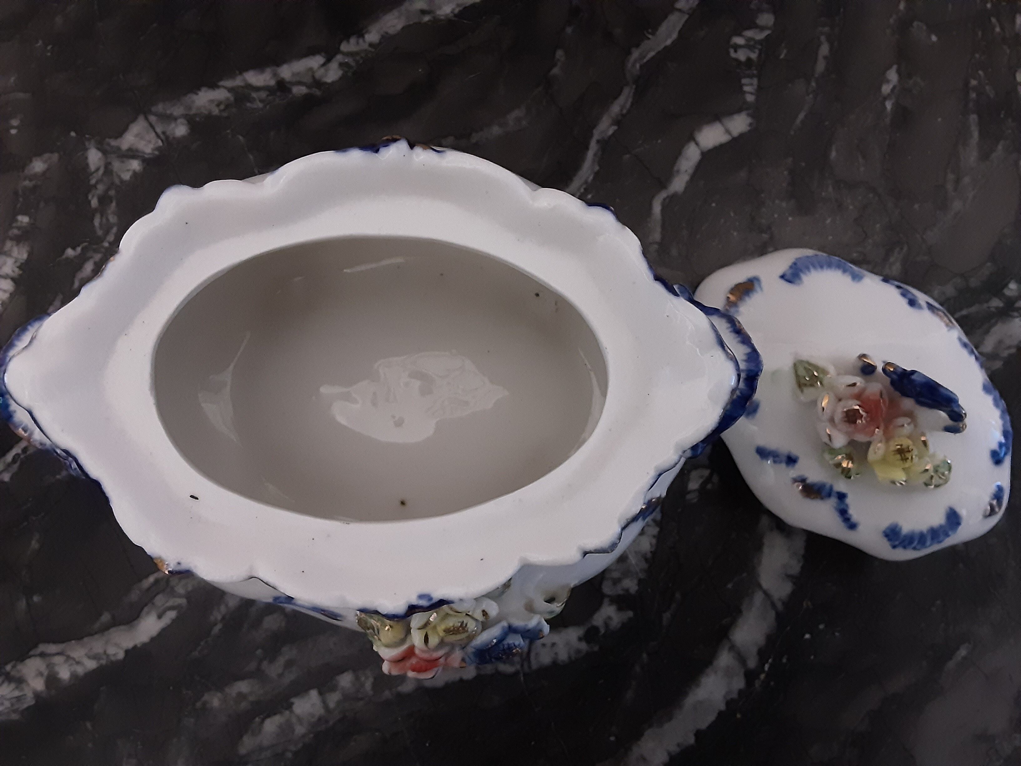 Small slurry candy box