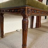Piano bench