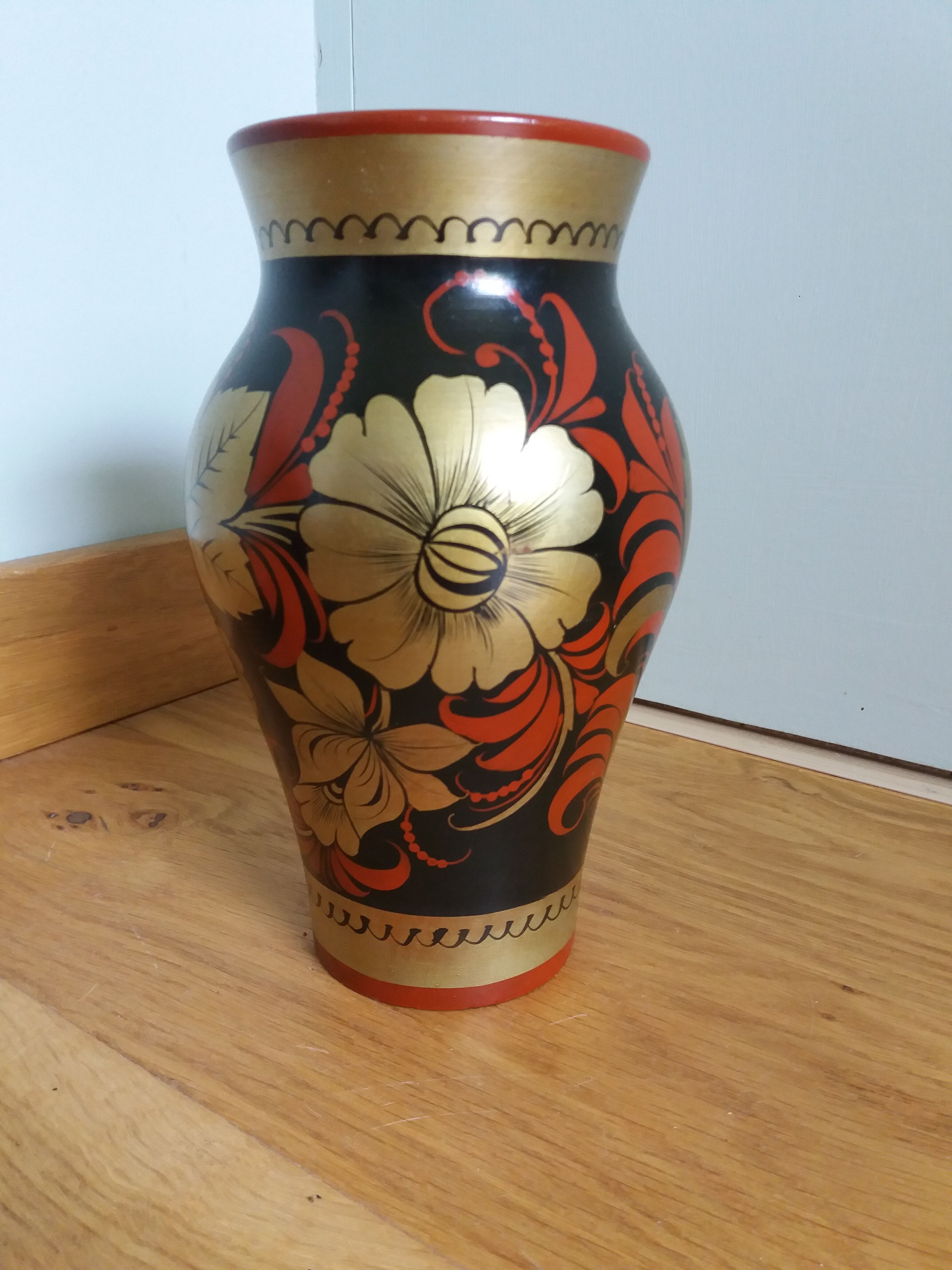 Russian Khokhloma vase in painted wood