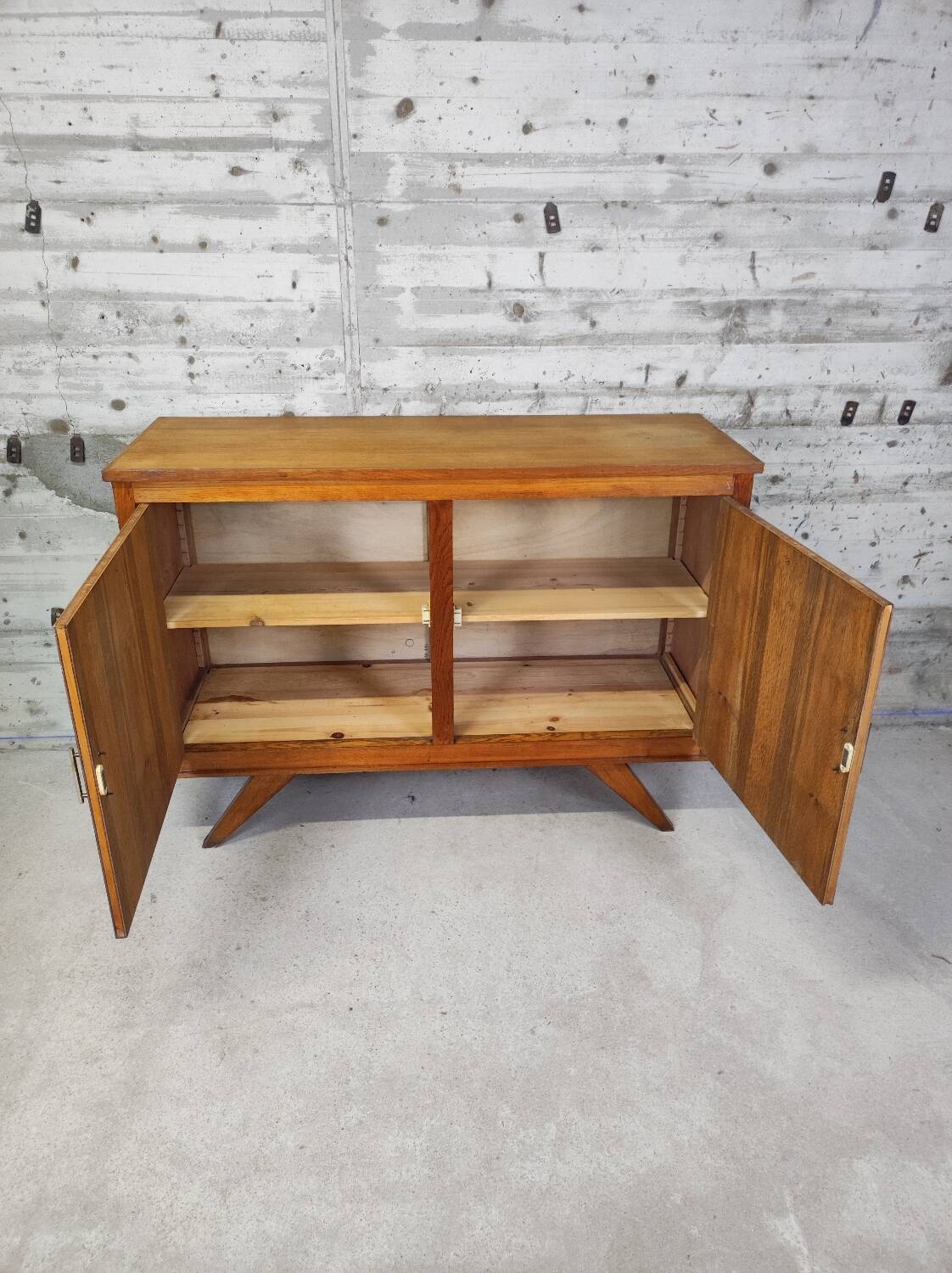 Vintage sideboard with compass feet