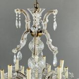 Large crystal chandelier with pendants, Louis XV style, 20th century.