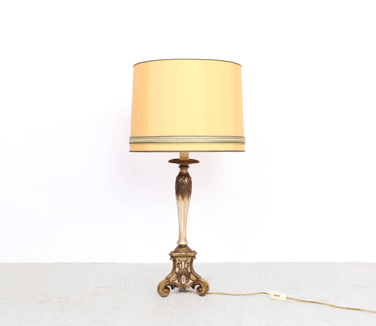 Classic Empire style table lamp, 1950s