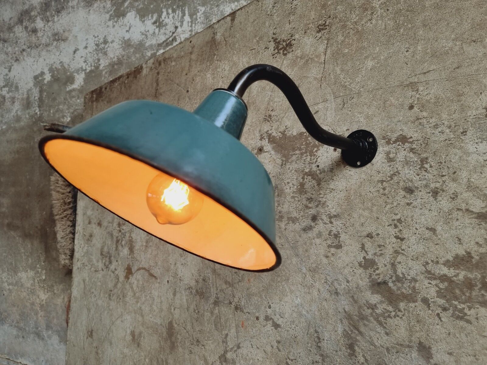 Old garden lamp vintage green wall lamp enamel