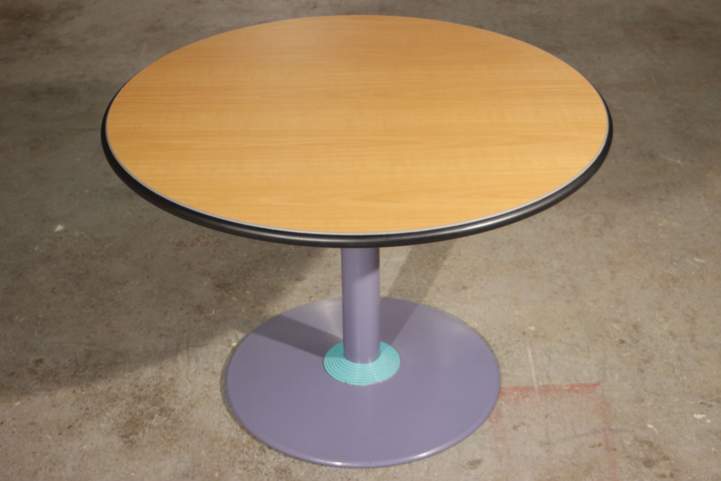 Memphis Style Dining Table in Steel and Melamine, 1980s
