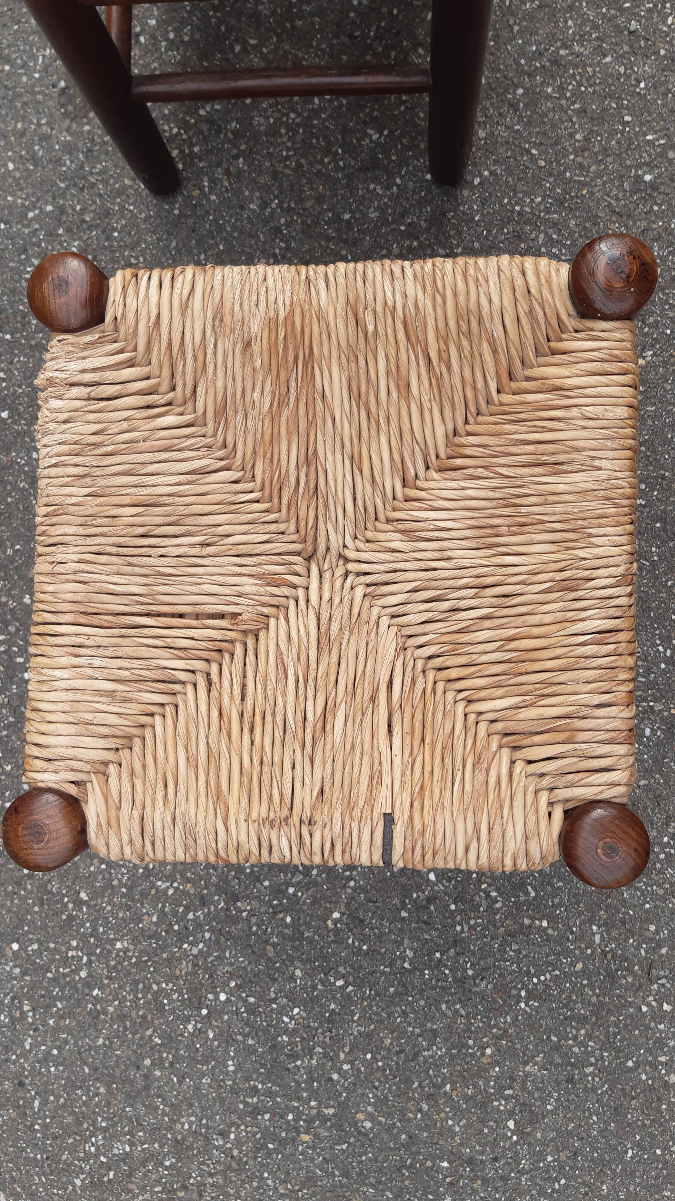 Set of 6 straw stools