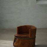 Primitive stump seat in pine, hand-carved, modern Swedish, Wabi Sabi, 1900s.