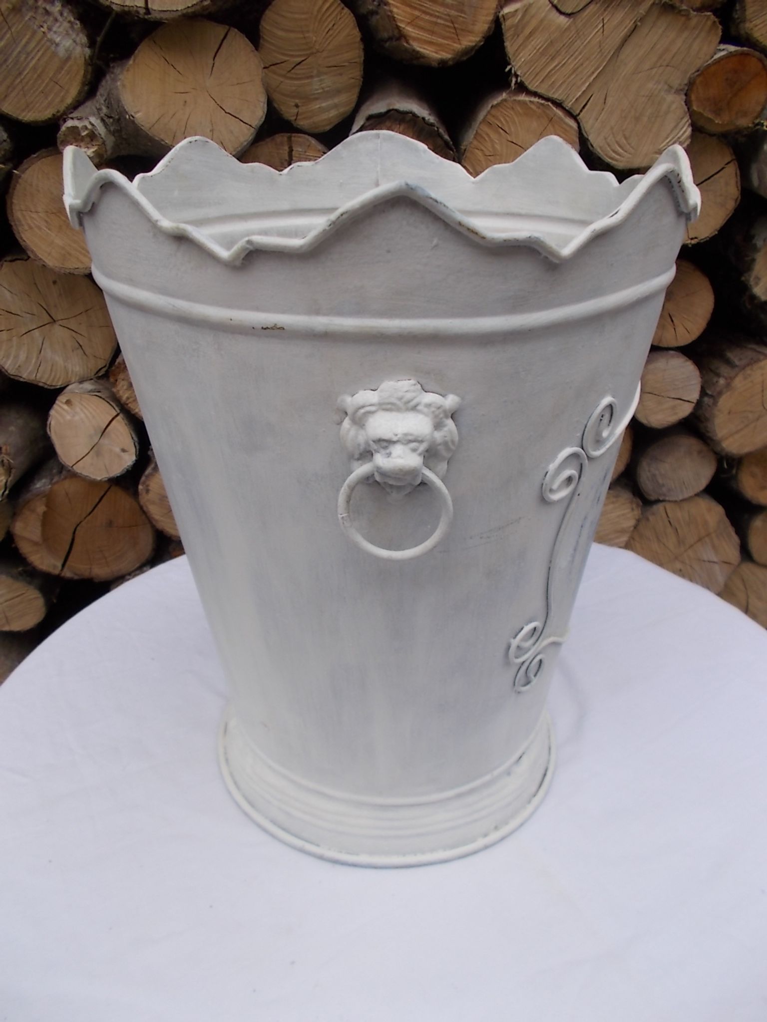 Vintage tin flower pot bucket