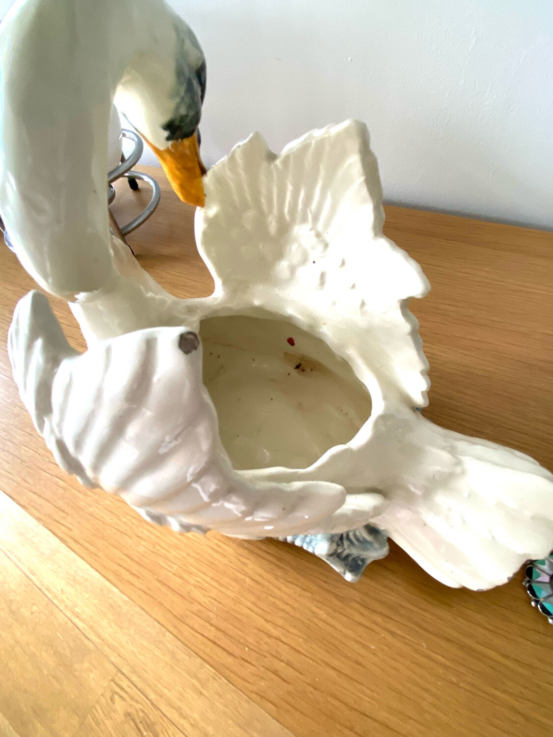 Ceramic Swan Cache Antique Pot Design Slip Empty Antique Pocket