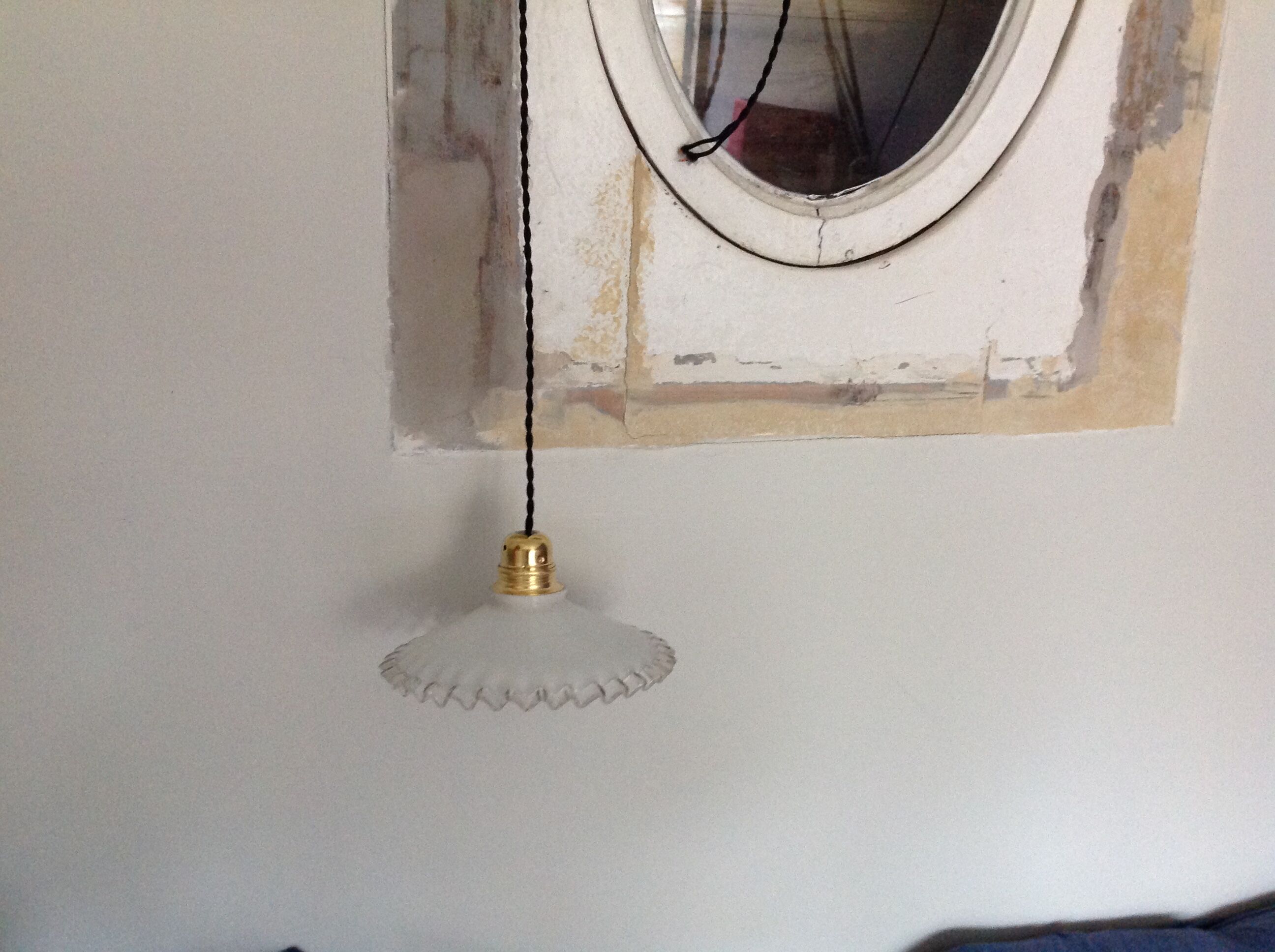 Suspension en opaline blanche