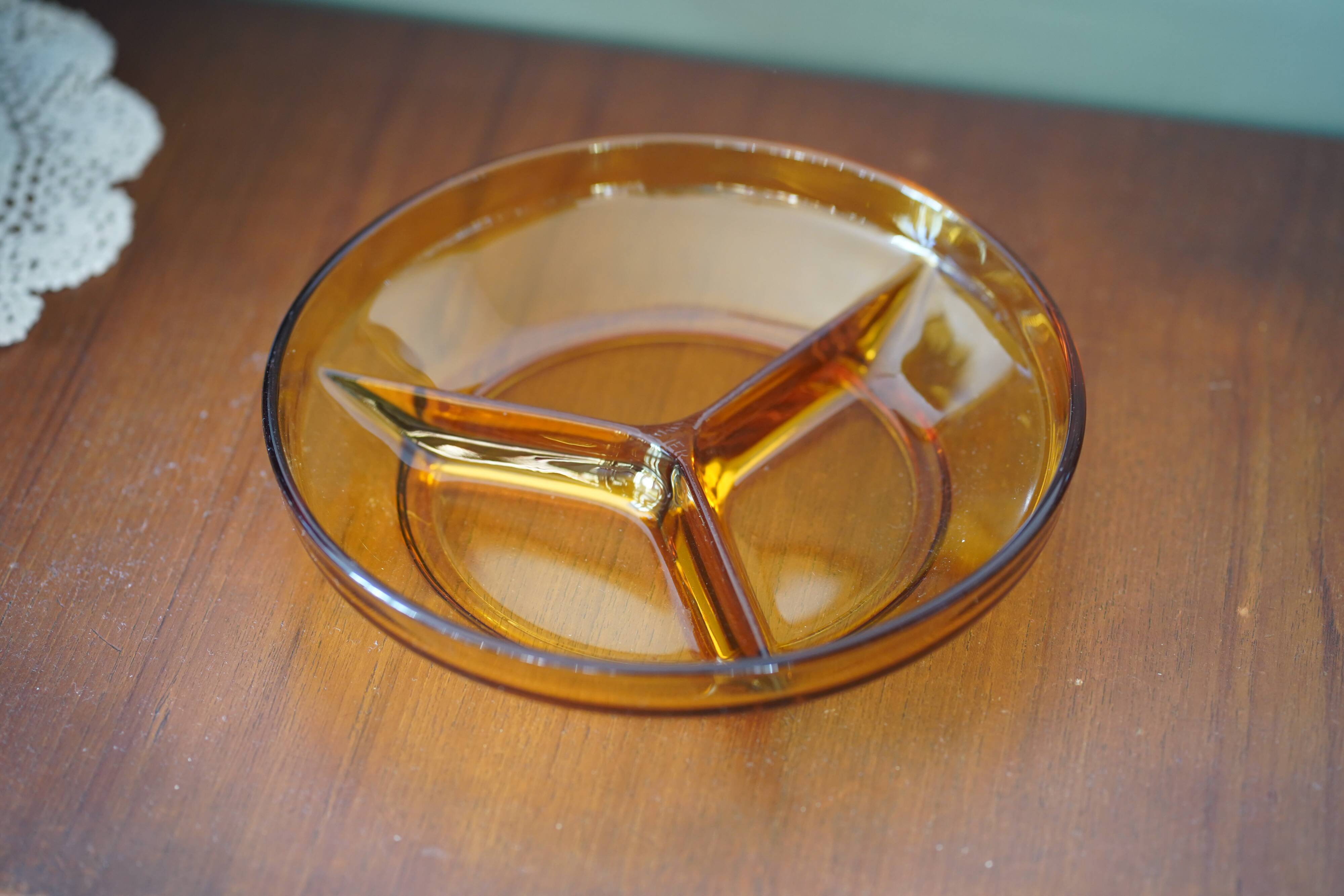 Nice compartment dish