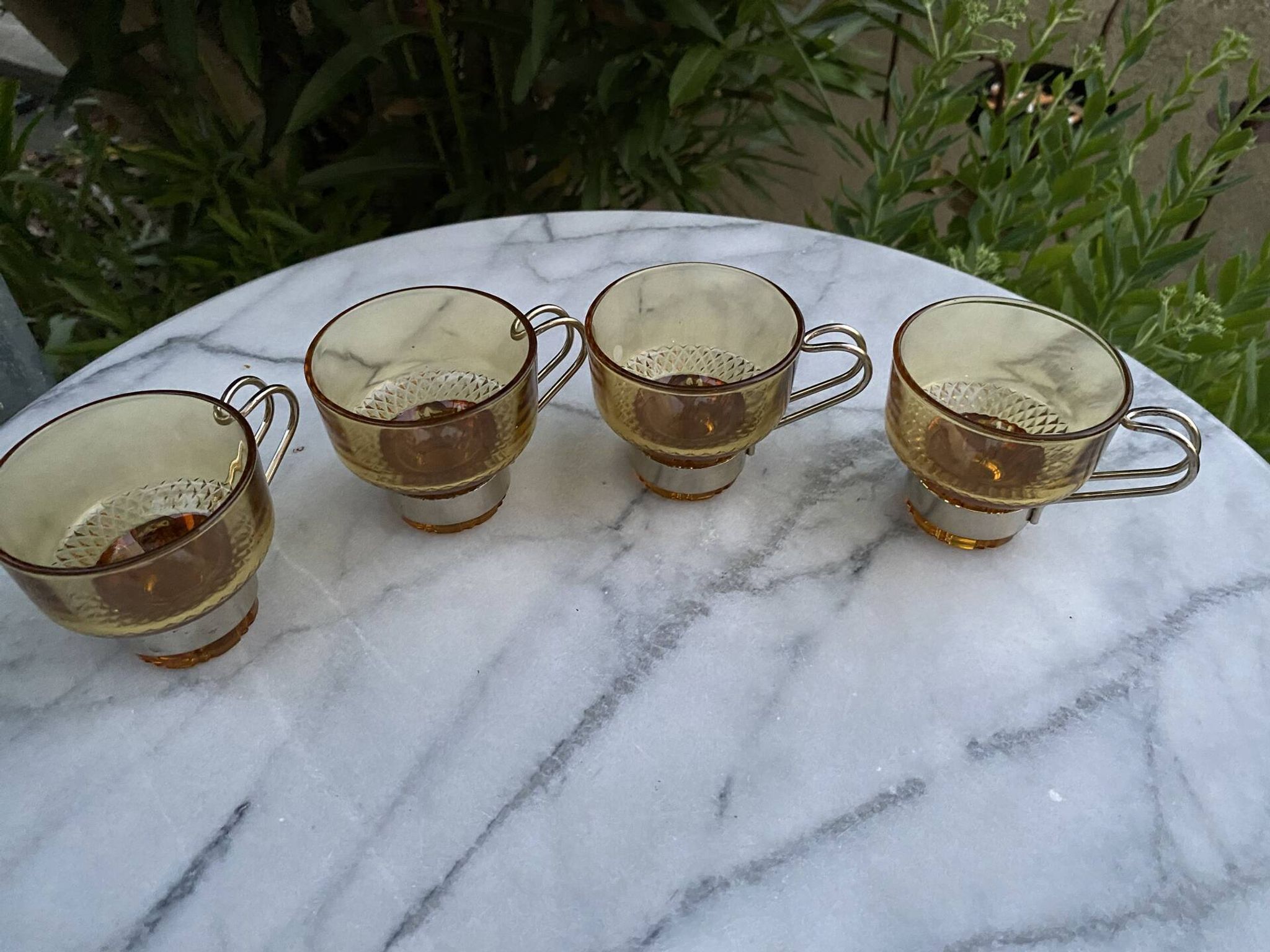 Set of 4 vintage amber glass and chrome metal cups – 1970s