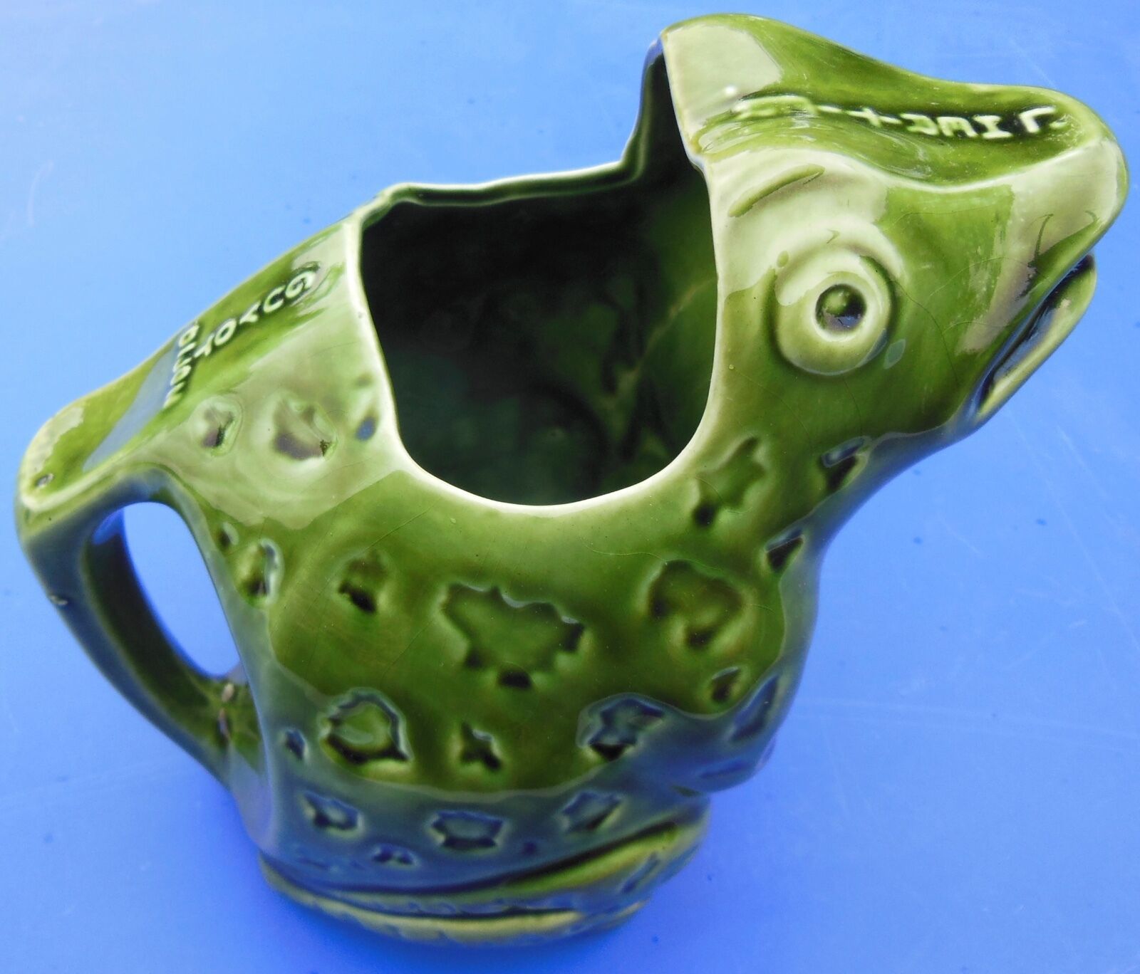 Advertising pitcher depicting a frog - the heir guyot - n°2