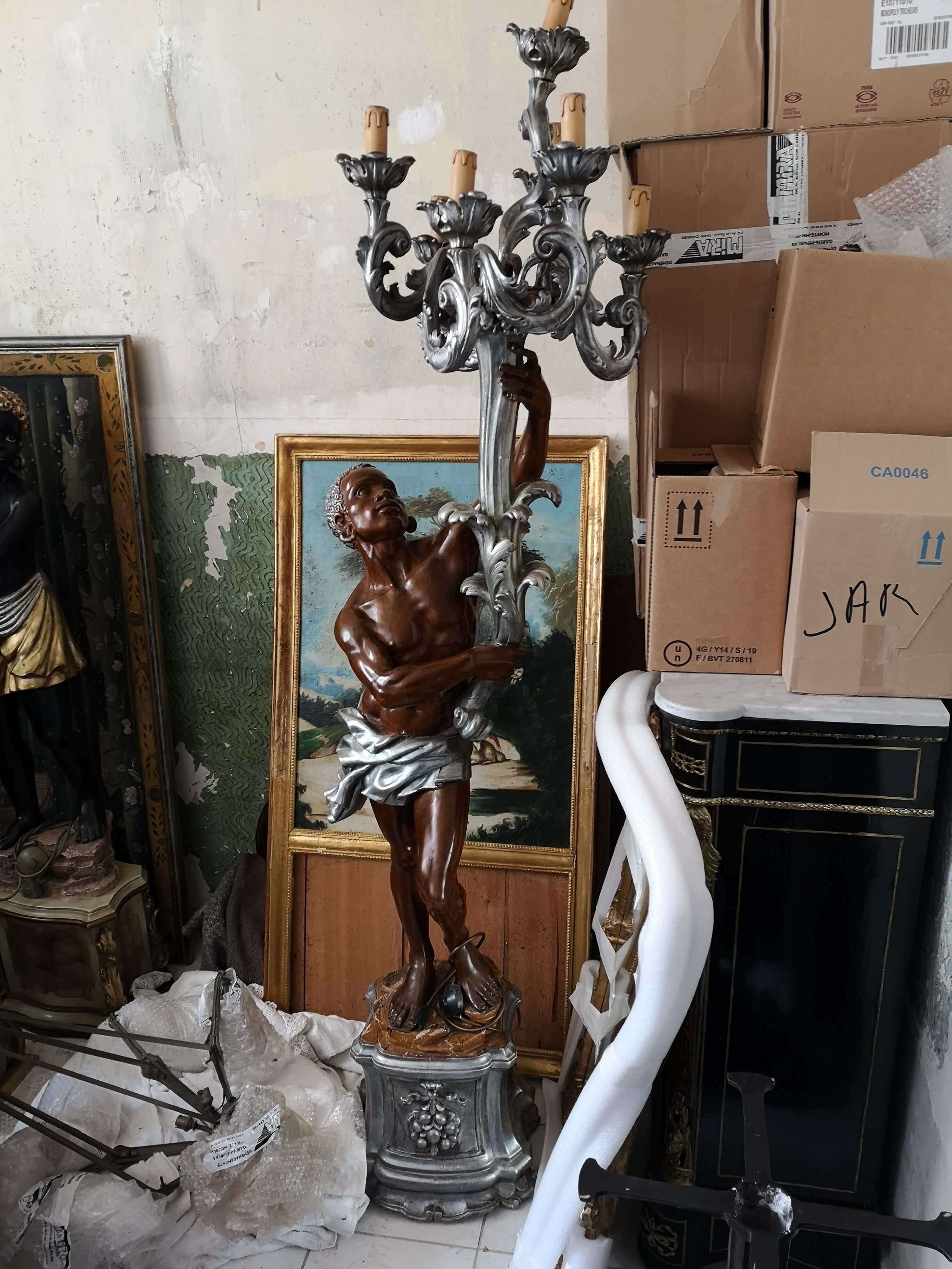 UDERZO / FALBALA - Statuette en résine (20cm) FARIBOLES 202 - Lot 235