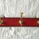 Porte-manteau vintage 1950 skaï et laiton 3 patères