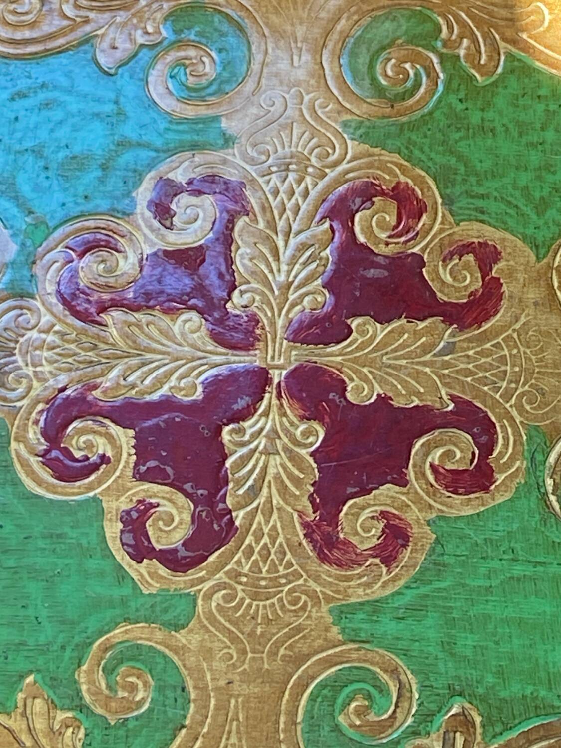 Large Florentine wooden tray