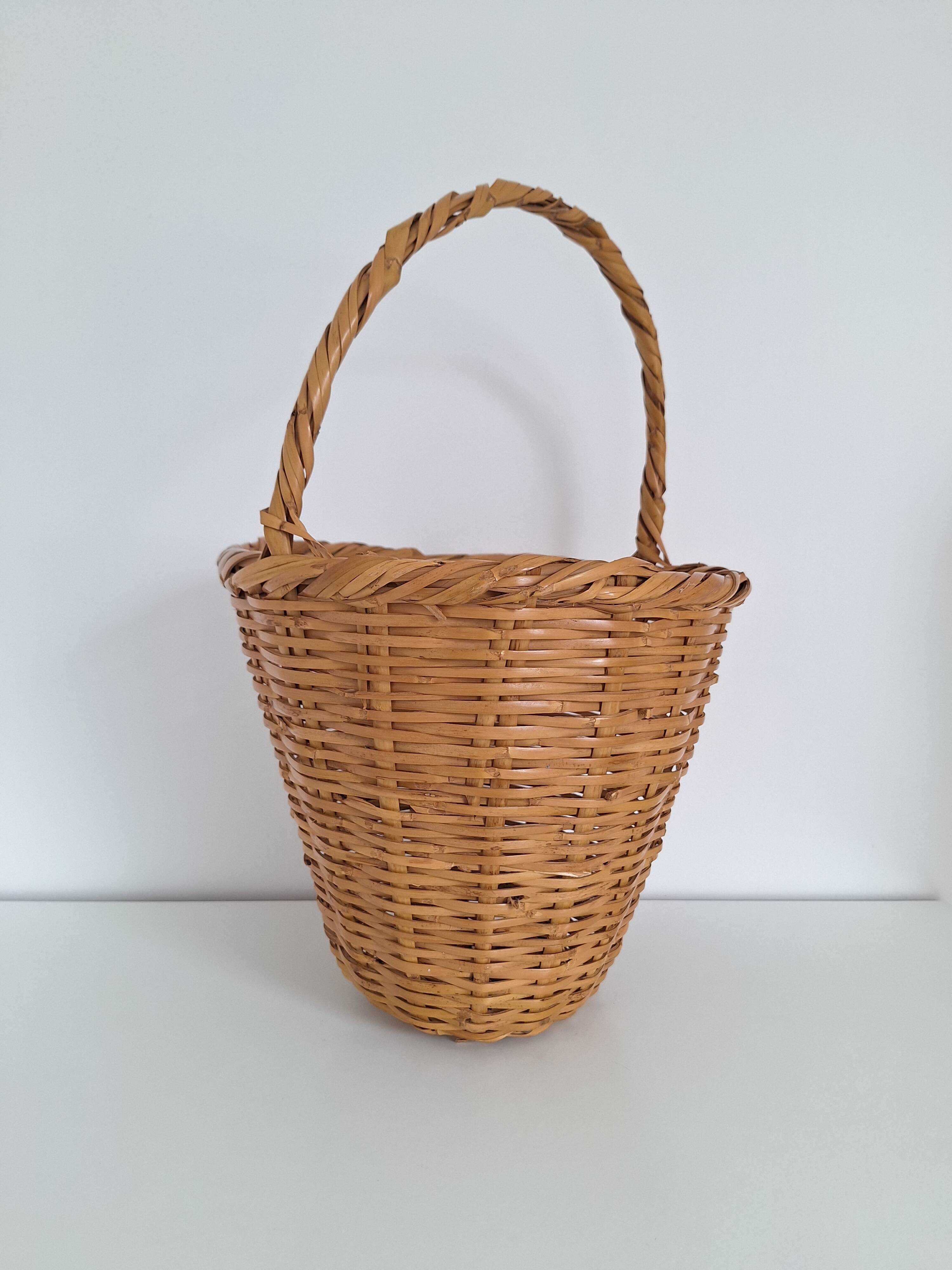 Provencal wicker basket