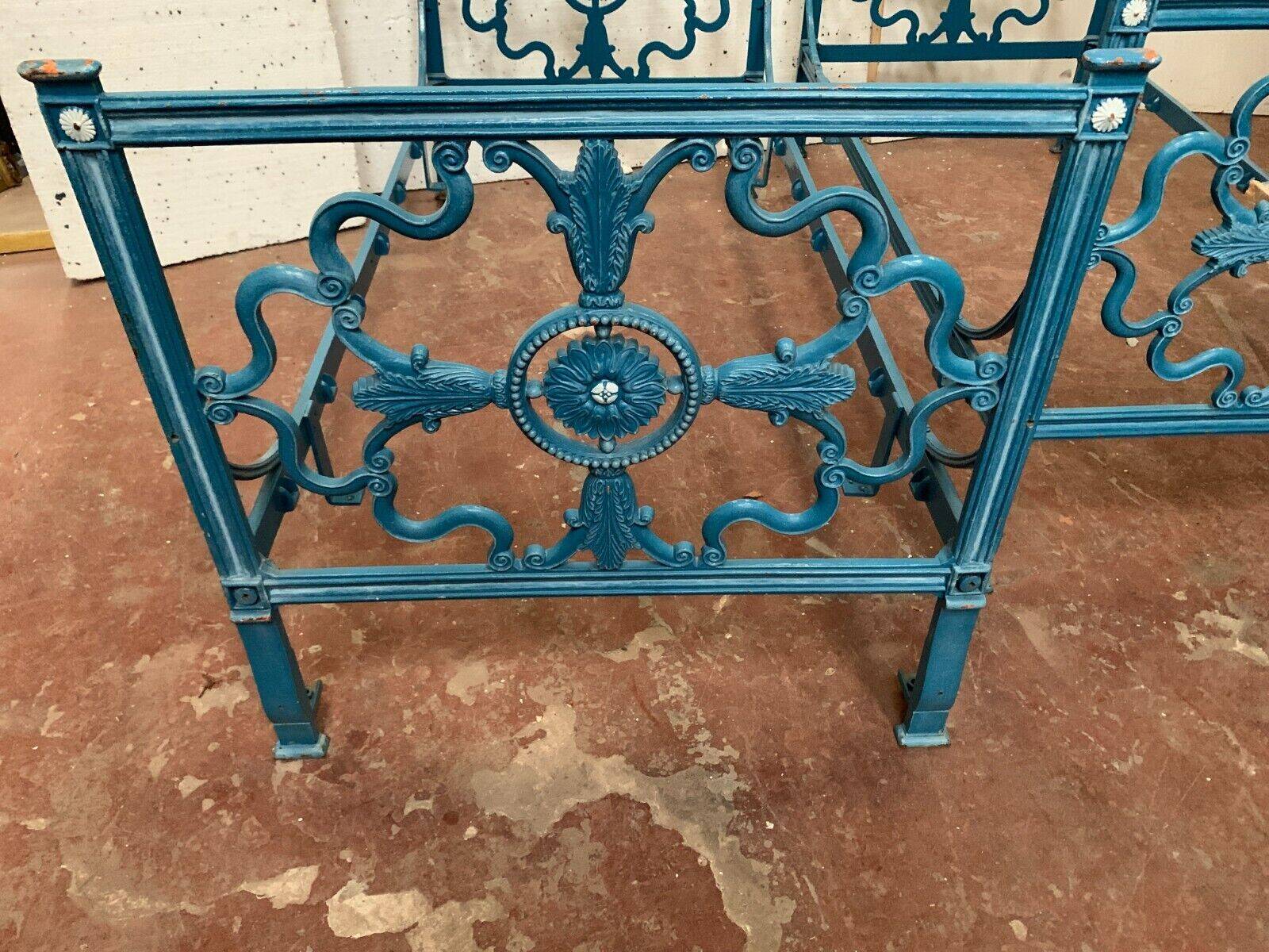 Pair of Empire style beds in patinated cast iron 20th century