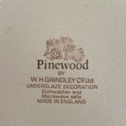 8 flat plates W.H. Grindley "Pinewood"