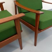 Pair of vintage Scandinavian armchairs in teak and green fabric from the 1960s.