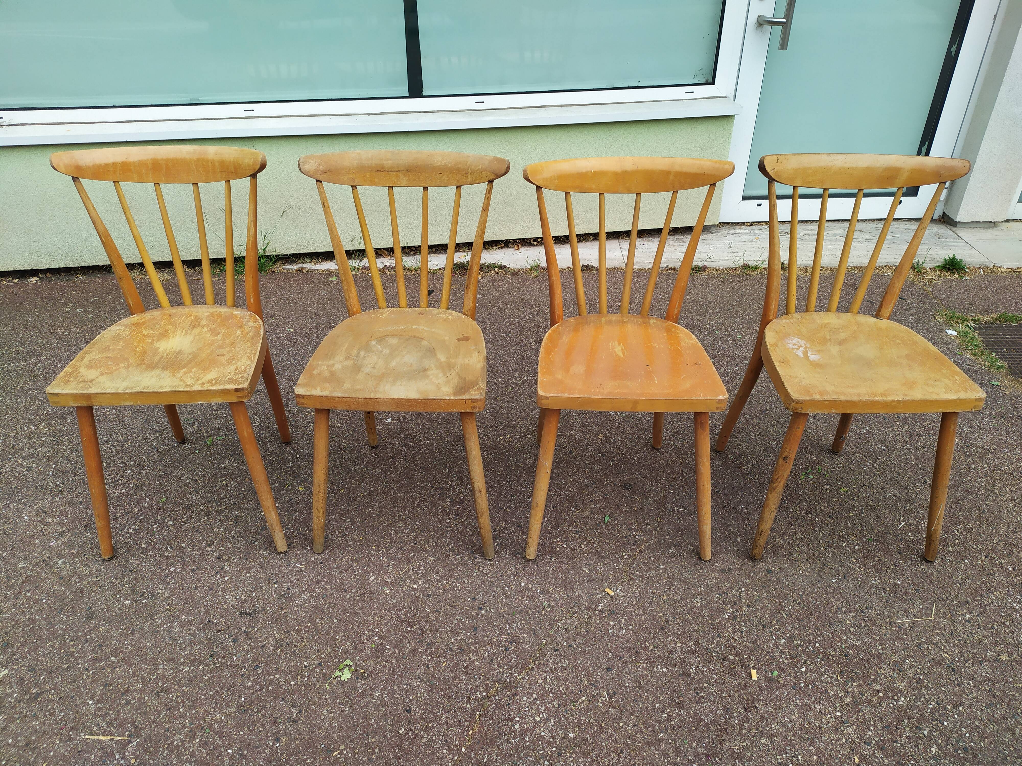 Set of 4 bistro chairs
